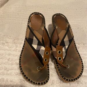 Burberry espadrilles 40 well loved plaid wedge sandals womens brown tan 10 shoes
